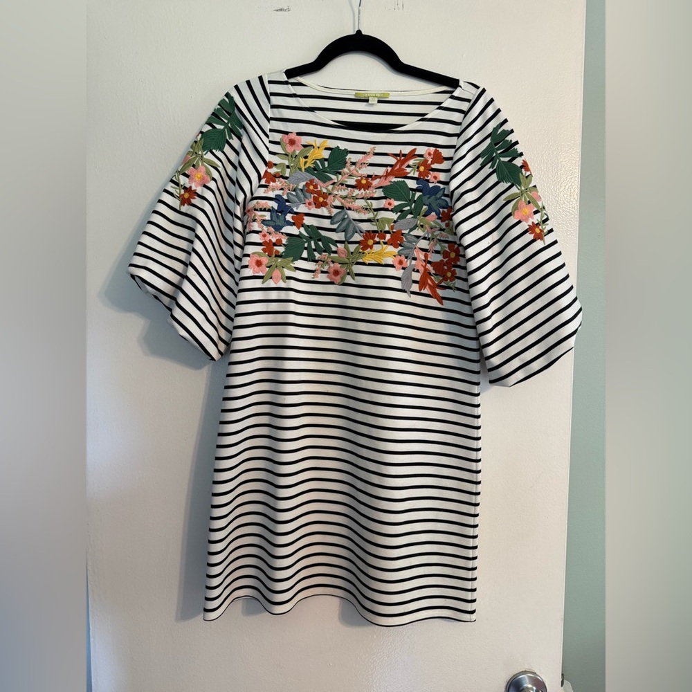 Embroidered mini dress